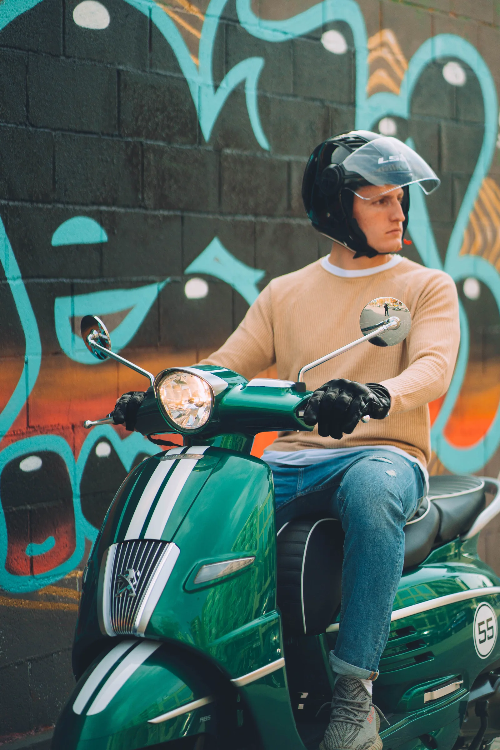 Django Sport Racing Green — lifestyle